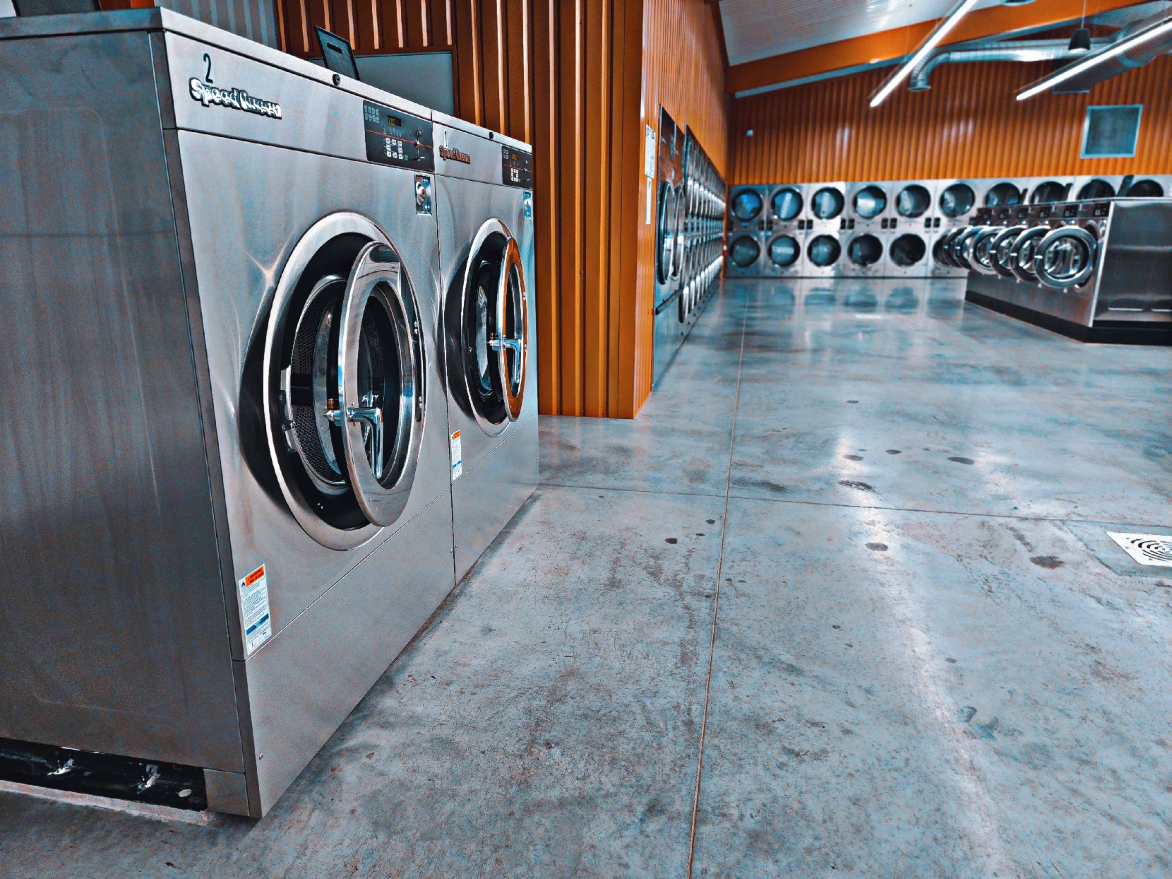 Laundry Pickup And Delivery Services Wash And Fold Laundromat Carlsbad New Mexico (8)